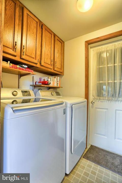 204 Joyce Dr, Lititz, PA 17543 photo 34