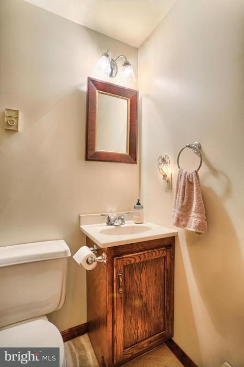 204 Joyce Dr, Lititz, PA 17543 photo 29