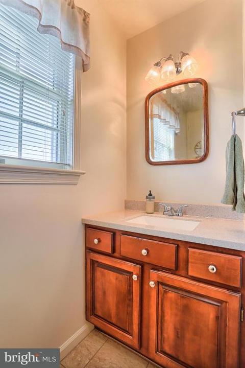 204 Joyce Dr, Lititz, PA 17543 photo 43