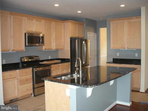 2117 Battery Ln, Frederick, MD 21702 photo 9