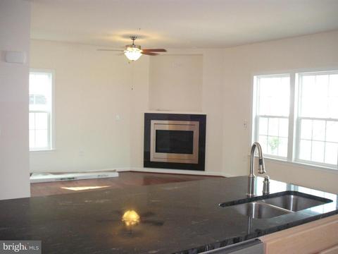 2117 Battery Ln, Frederick, MD 21702 photo 4