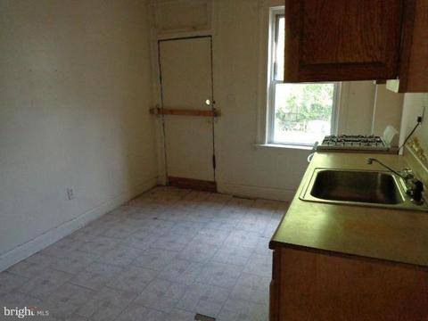803 Mccabe Ave, Baltimore, MD 21212 photo 5