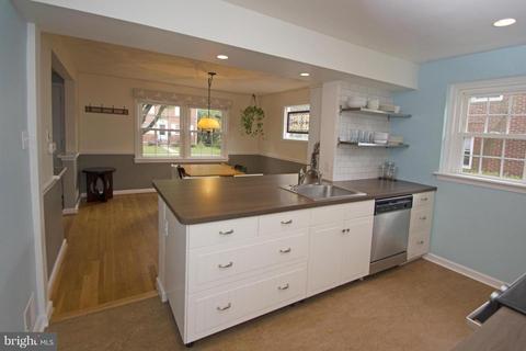 2910 Hardy Ave, Silver Spring, MD 20902 photo 9