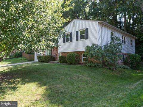 6904 Gillings Rd, Springfield, VA 22152 photo 1