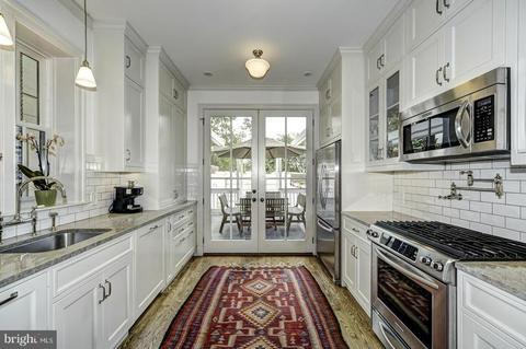 918 7th St NE, Washington, DC 20002 photo 10