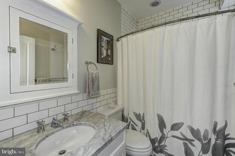 918 7th St NE, Washington, DC 20002 photo 20