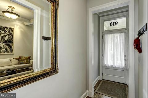 918 7th St NE, Washington, DC 20002 photo 3