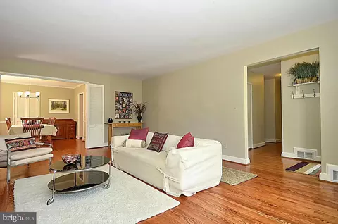 9314 Greyrock Rd, Silver Spring, MD 20910 photo 3