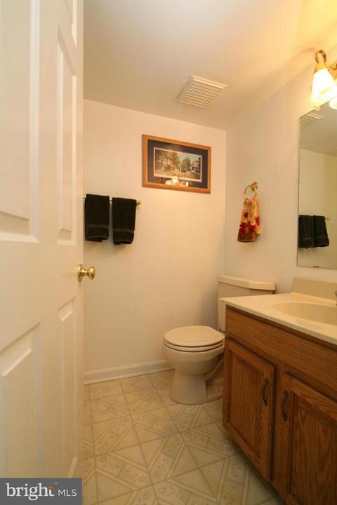 2185 Greenleaf Dr E, Frederick, MD 21702 photo 23