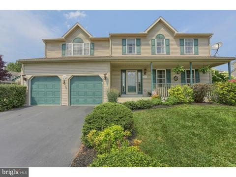 417 S Sandy Ln, Sinking Spring, PA 19608 photo 1