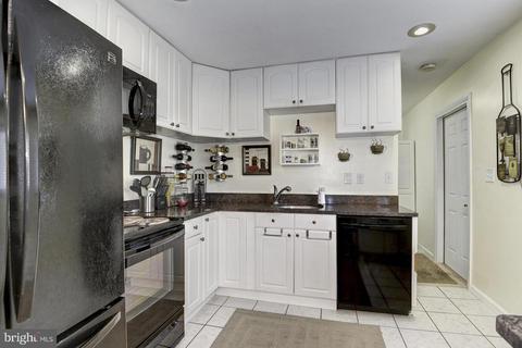 6203 Apache St, Springfield, VA 22150 photo 8