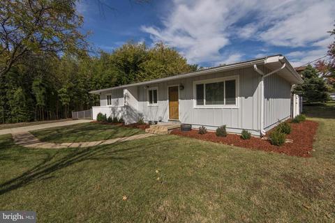 6203 Apache St, Springfield, VA 22150 photo 2