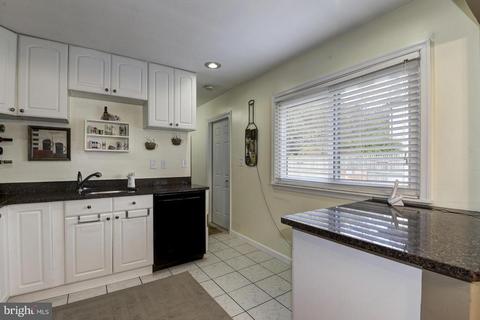 6203 Apache St, Springfield, VA 22150 photo 11