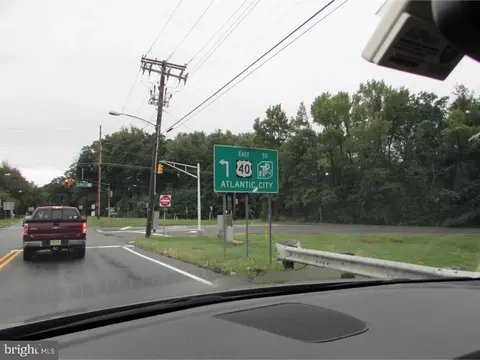 604 Hawks Bridge Rd, Carneys Point, NJ 08069