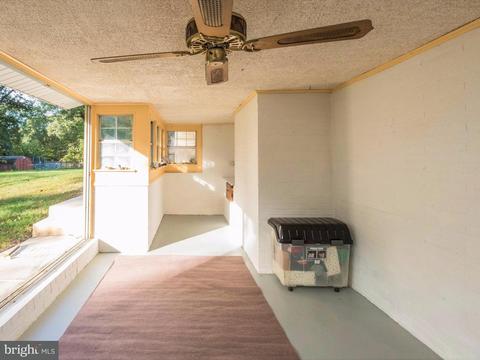 7 Senate Dr, Pasadena, MD 21122 photo 24