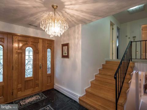 7 Senate Dr, Pasadena, MD 21122 photo 9