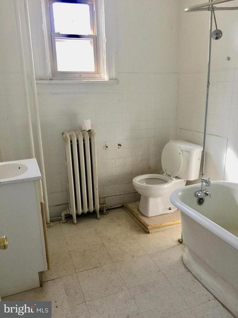 2000 30th St E, Baltimore, MD 21218 photo 2