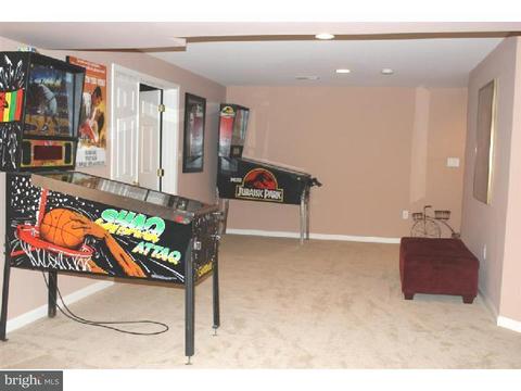 250 Leffler Cir, Florence, NJ 08505 photo 21