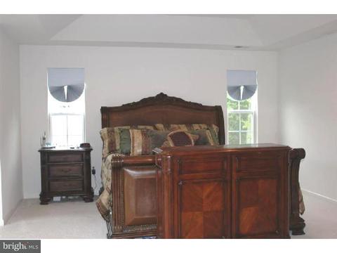 250 Leffler Cir, Florence, NJ 08505 photo 11