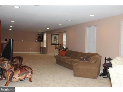 250 Leffler Cir, Florence, NJ 08505 photo 18