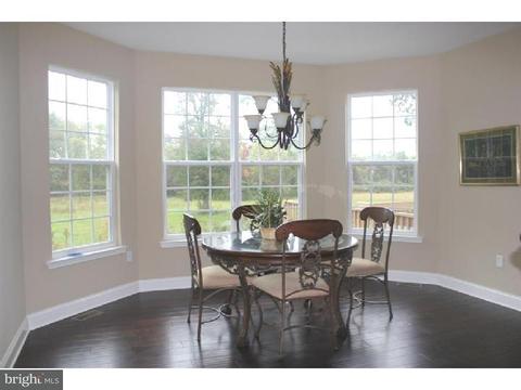 250 Leffler Cir, Florence, NJ 08505 photo 7