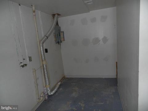 817 Preston St, Baltimore, MD 21202 photo 4