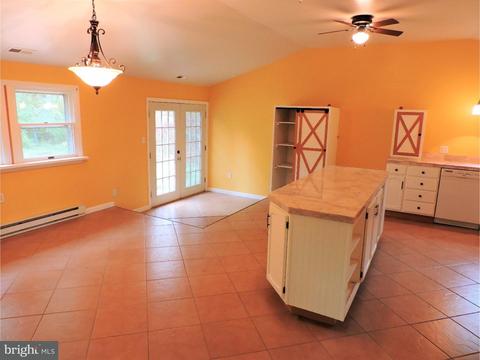 366 Croshaw Rd, Wrightstown, NJ 08562 photo 9
