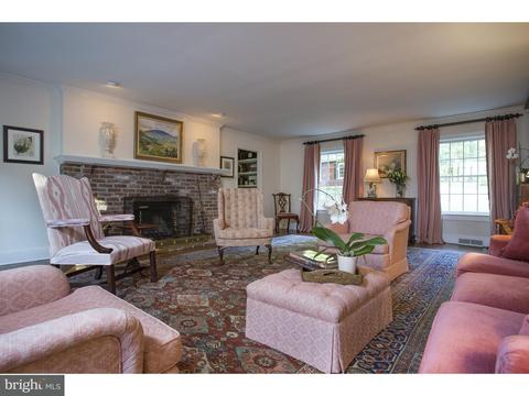 333 Beaumont Rd, Devon, PA 19333 photo 3