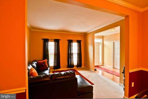 43274 Markham Pl, Ashburn, VA 20147 photo 2