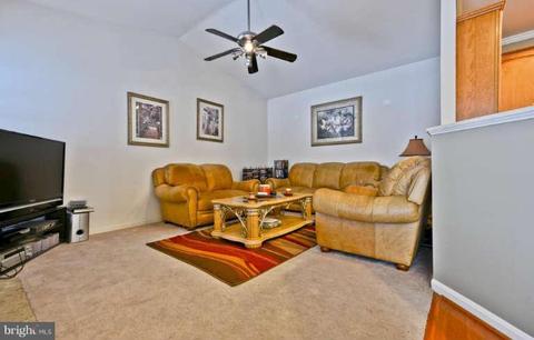 43274 Markham Pl, Ashburn, VA 20147 photo 15