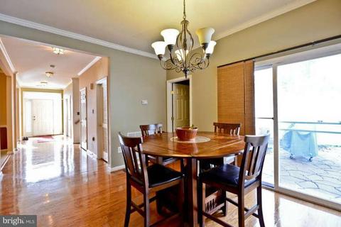 43274 Markham Pl, Ashburn, VA 20147 photo 10