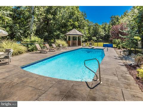 56 Stokes Rd, Shamong, NJ 08088 photo 2