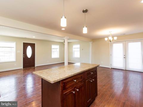 2016 Sulphur Spring Rd, Halethorpe, MD 21227 photo 11