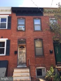 113 Castle St, Baltimore, MD 21231 photo 1
