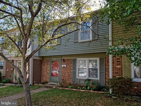 9072 Bonham Cir, Manassas, VA 20110 photo 1