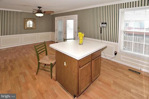 6354 Racetec Pl, Springfield, VA 22150 photo 9