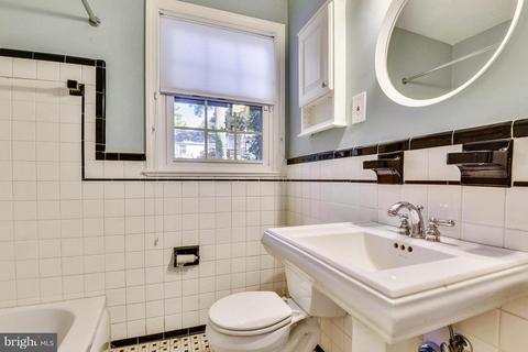 1701 Myrtle Rd, Silver Spring, MD 20902 photo 17