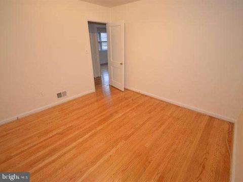8911 Glenville Rd, Silver Spring, MD 20901 photo 18