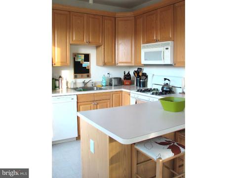 84 Kyle Way, Ewing, NJ 08628 photo 4