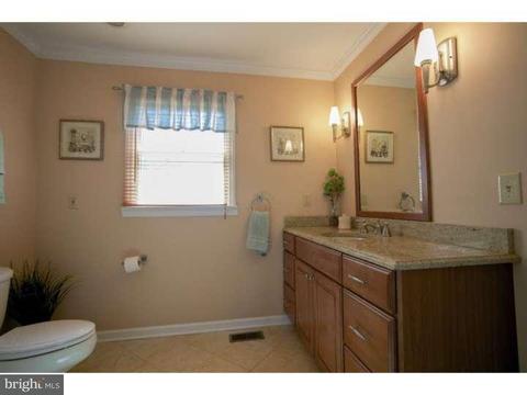 88 Brophy Ct, Ewing, NJ 08638 photo 17