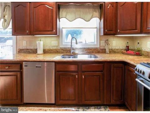 88 Brophy Ct, Ewing, NJ 08638 photo 7