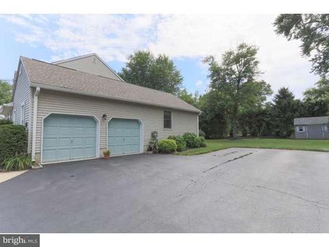 88 Brophy Ct, Ewing, NJ 08638 photo 24