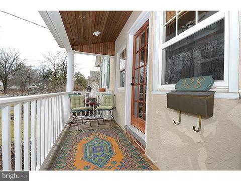 328 S Devon Ave, Wayne, PA 19087 photo 2