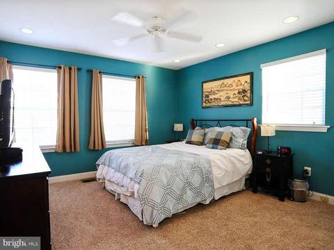 214 Warren St NE, Washington, DC 20002 photo 11