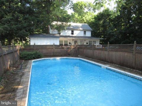 951 Lower Ferry Rd, Ewing, NJ 08628 photo 11
