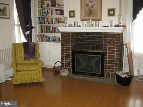 951 Lower Ferry Rd, Ewing, NJ 08628 photo 4