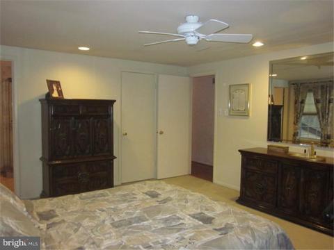 145 Squirrel Tree Ln, Mount Laurel, NJ 08054 photo 20