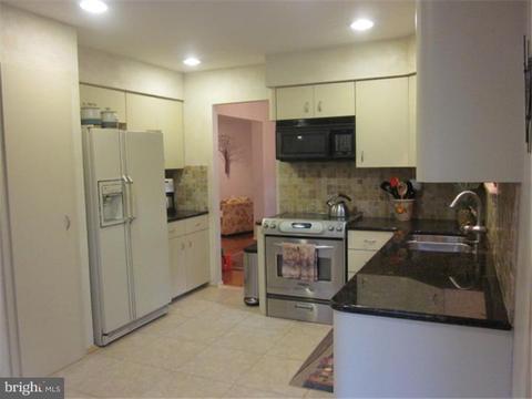 145 Squirrel Tree Ln, Mount Laurel, NJ 08054 photo 11