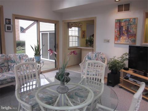145 Squirrel Tree Ln, Mount Laurel, NJ 08054 photo 9
