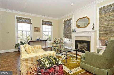 1712 Esquire Ln, Mclean, VA 22101 photo 3